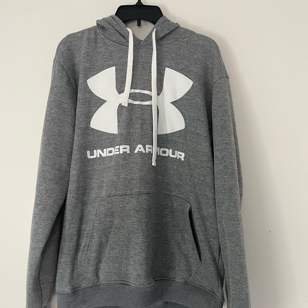 Under armour sweatshirt